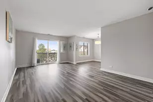 2201 S Grace St, Lombard, IL 60148 - Photo 5