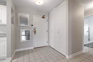 2201 S Grace St, Lombard, IL 60148 - Photo 5