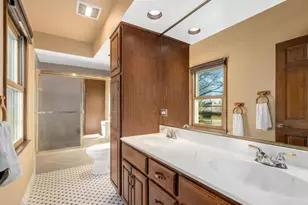 1203 Redfield Rd, Naperville, IL 60563 - Photo 17