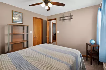 5321 N McVicker Avenue, Chicago, IL 60630 - Photo 15