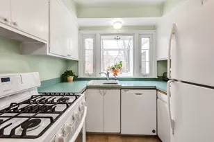 8527 Keystone Ave, Skokie, IL 60076 - Photo 11