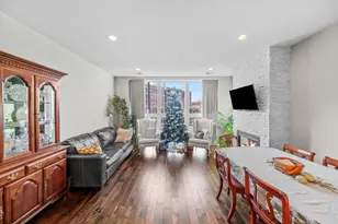 3215 N Elston Ave, Chicago, IL 60618 - Photo 9