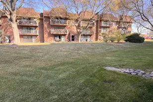 210 E Fountainview Ln, Lombard, IL 60148 - Photo 15