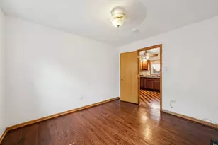 15320 Evers St, Dolton, IL 60419 - Photo 9