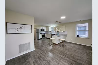 304 N Parkside Avenue, Chicago, IL 60644 - Photo 11