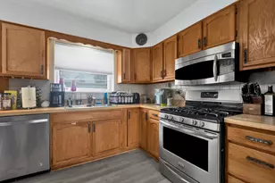 5265 W Devon Ave, Chicago, IL 60646 - Photo 7