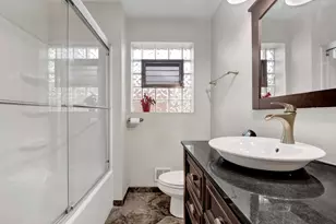 5265 W Devon Ave, Chicago, IL 60646 - Photo 11
