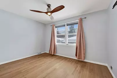 5265 W Devon Avenue, Chicago, IL 60646 - Photo 7