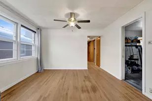 5265 W Devon Ave, Chicago, IL 60646 - Photo 5