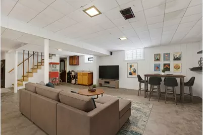 5265 W Devon Avenue, Chicago, IL 60646 - Photo 13