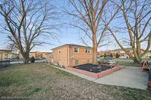 3701 W 120th St, Alsip, IL 60803 - Photo 13