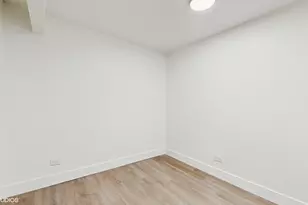 10416 Michael Todd Terrace, Glenview, IL 60025 - Photo 9