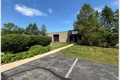 22290 N Hillview Drive #4A, Lake Barrington, IL 60010 - Photo 1