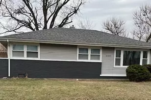 16165 Oxford Dr, Markham, IL 60428 - Photo 1