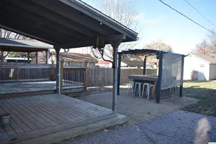 2119 Jefferson St, Quincy, IL 62301 - Photo 3