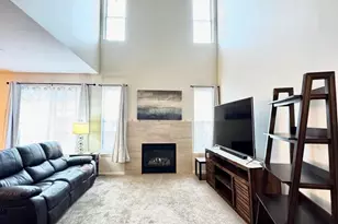 5362 Wildspring Dr, Lake in the Hills, IL 60156 - Photo 5