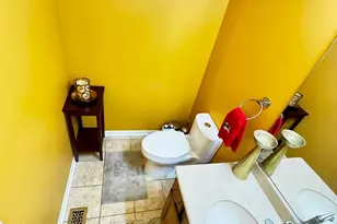 5362 Wildspring Dr, Lake in the Hills, IL 60156 - Photo 7