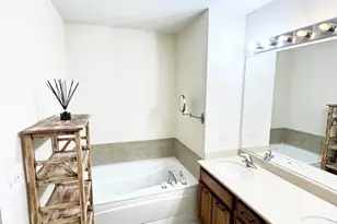 5362 Wildspring Dr, Lake in the Hills, IL 60156 - Photo 17