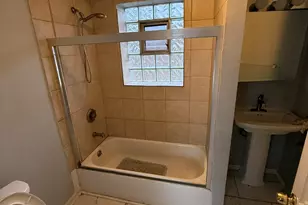 6624 S Marquette Rd, Chicago, IL 60637 - Photo 11