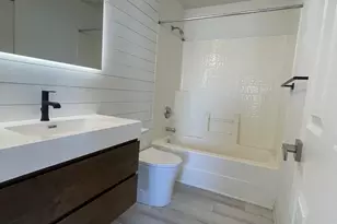 [Address not provided], Naperville, IL 60563 - Photo 15