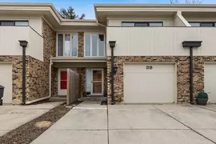 39 Sorrento Dr, Palos Heights, IL 60463 - Photo 1