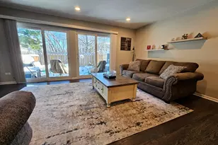 39 Sorrento Dr, Palos Heights, IL 60463 - Photo 3