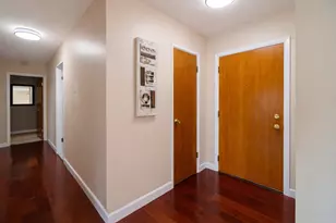 1321 S Finley Rd, Lombard, IL 60148 - Photo 3