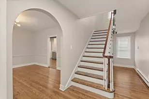 412 W 9th St, Sterling, IL 61081 - Photo 3