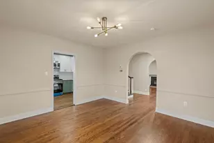 412 W 9th St, Sterling, IL 61081 - Photo 7