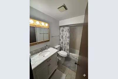 5825 W 103rd Street #3SE, Oak Lawn, IL 60453 - Photo 7