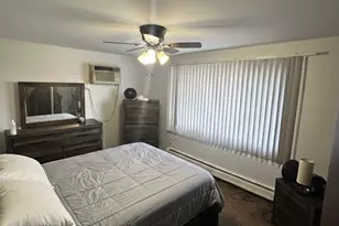 5825 W 103rd St, Oak Lawn, IL 60453 - Photo 5