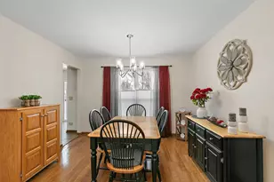 10705 Rushmore Ln, Huntley, IL 60142 - Photo 7