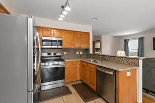 10705 Rushmore Ln, Huntley, IL 60142 - Photo 9