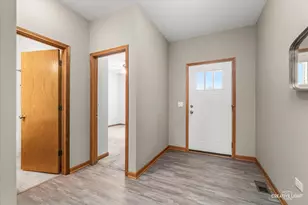 1978 Eagle Dr, Morris, IL 60450 - Photo 3