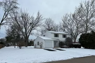 1112 Laurel Ave, Deerfield, IL 60015 - Photo 5