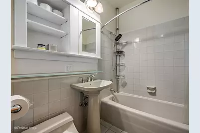 823 S Oakley Boulevard, Chicago, IL 60612 - Photo 19