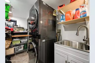 823 S Oakley Boulevard, Chicago, IL 60612 - Photo 23