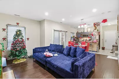 830 E Bowen Avenue #2A, Chicago, IL 60653 - Photo 3