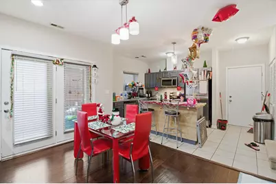 830 E Bowen Avenue #2A, Chicago, IL 60653 - Photo 5