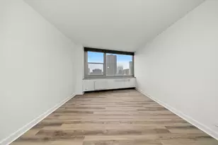 555 W Cornelia Ave, Chicago, IL 60657 - Photo 25