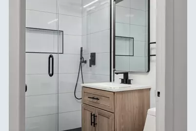 555 W Cornelia Avenue #1401, Chicago, IL 60657 - Photo 21