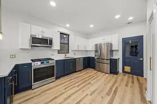 1040 W 34th Pl, Chicago, IL 60608 - Photo 7