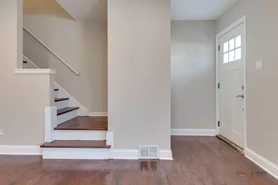 6256 N Cicero Avenue, Chicago, IL 60646 - Photo 5