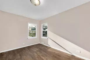 5522 Pershing Ave, Downers Grove, IL 60515 - Photo 15