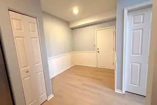 2279 Reflections Dr, Aurora, IL 60502 - Photo 7