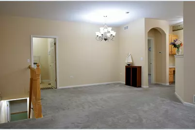 1126 N Oakwood Drive #1126, Fox Lake, IL 60020 - Photo 5