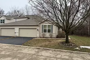 1126 N Oakwood Dr, Fox Lake, IL 60020 - Photo 3