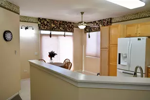 1126 N Oakwood Dr, Fox Lake, IL 60020 - Photo 9