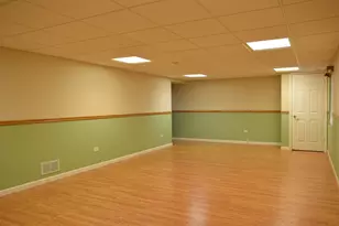 1126 N Oakwood Dr, Fox Lake, IL 60020 - Photo 29