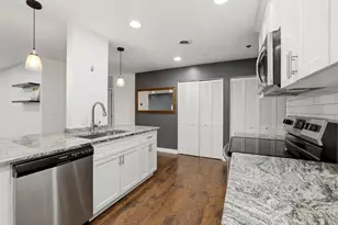 190 S Wood Dale Rd, Wood Dale, IL 60191 - Photo 9